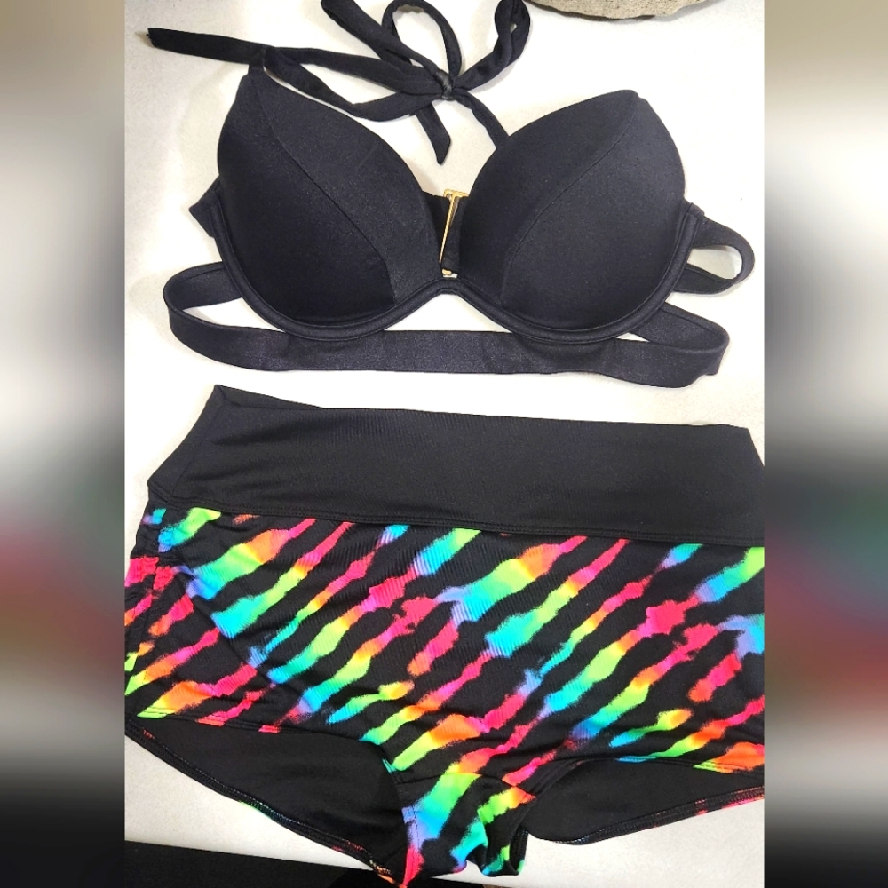 Victorias Secret Bikini/Shorts